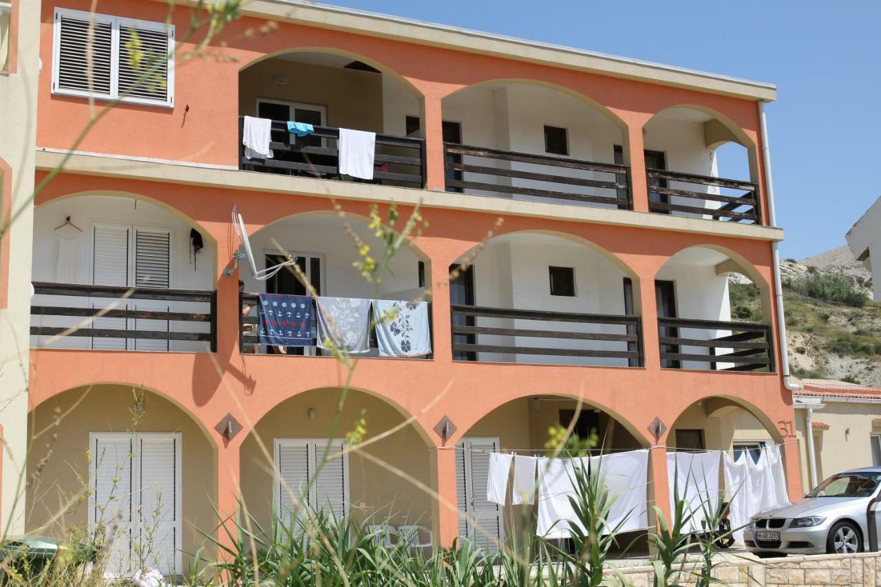 Apartmani Subasic Pag Town Esterno foto